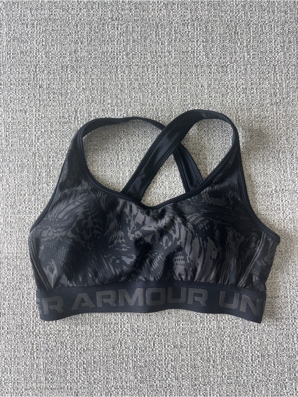 Under Armour Black Patterned Crossback Sports Bra